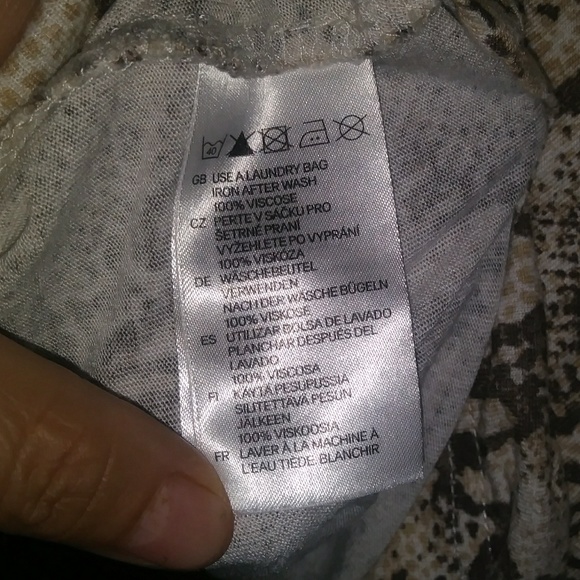 H&M Snake print sleeveless dress - Picture 5 of 5